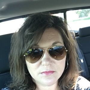 Meet your Posher, Jacki